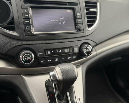 Белый Хонда СРВ, объемом двигателя 2.2 л и пробегом 229 тыс. км за 17850 $, фото 15 на Automoto.ua