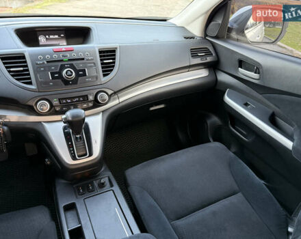 Белый Хонда СРВ, объемом двигателя 2.35 л и пробегом 167 тыс. км за 15500 $, фото 27 на Automoto.ua