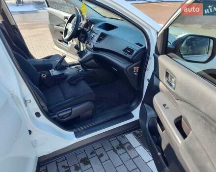 Белый Хонда СРВ, объемом двигателя 1.6 л и пробегом 212 тыс. км за 14400 $, фото 6 на Automoto.ua
