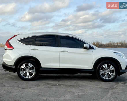 Белый Хонда СРВ, объемом двигателя 2.35 л и пробегом 167 тыс. км за 15500 $, фото 11 на Automoto.ua