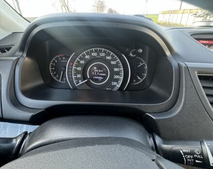 Белый Хонда СРВ, объемом двигателя 2.4 л и пробегом 179 тыс. км за 15900 $, фото 7 на Automoto.ua