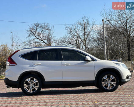 Белый Хонда СРВ, объемом двигателя 2.35 л и пробегом 200 тыс. км за 16800 $, фото 4 на Automoto.ua