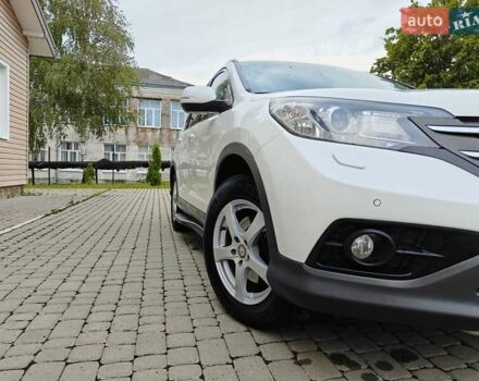 Белый Хонда СРВ, объемом двигателя 2.2 л и пробегом 252 тыс. км за 14900 $, фото 4 на Automoto.ua
