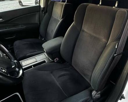 Белый Хонда СРВ, объемом двигателя 2.35 л и пробегом 175 тыс. км за 16500 $, фото 12 на Automoto.ua