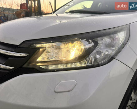 Белый Хонда СРВ, объемом двигателя 2.2 л и пробегом 152 тыс. км за 18750 $, фото 4 на Automoto.ua