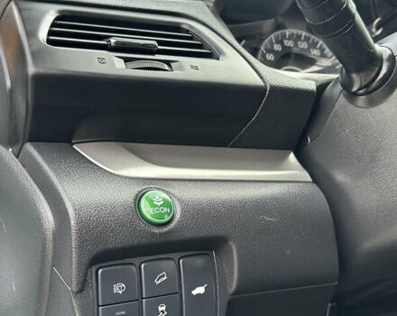 Білий Хонда СРВ, об'ємом двигуна 2.2 л та пробігом 181 тис. км за 20300 $, фото 23 на Automoto.ua