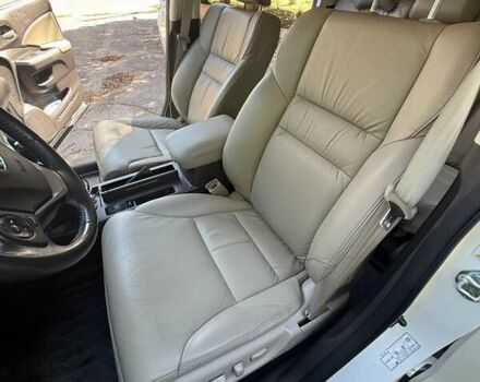 Белый Хонда СРВ, объемом двигателя 2.35 л и пробегом 121 тыс. км за 17500 $, фото 6 на Automoto.ua