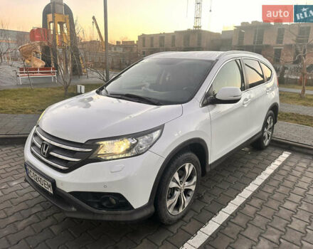 Белый Хонда СРВ, объемом двигателя 2.2 л и пробегом 152 тыс. км за 18750 $, фото 3 на Automoto.ua