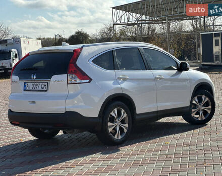 Белый Хонда СРВ, объемом двигателя 2.35 л и пробегом 200 тыс. км за 16800 $, фото 2 на Automoto.ua