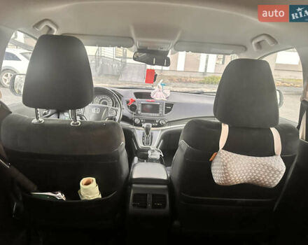 Белый Хонда СРВ, объемом двигателя 2.2 л и пробегом 152 тыс. км за 18750 $, фото 16 на Automoto.ua