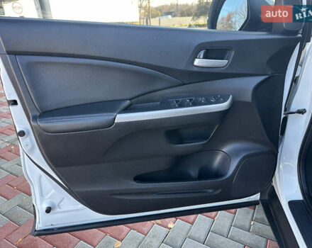 Белый Хонда СРВ, объемом двигателя 2.35 л и пробегом 200 тыс. км за 16800 $, фото 11 на Automoto.ua