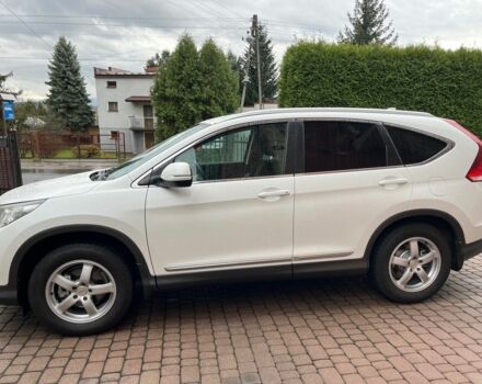 Белый Хонда СРВ, объемом двигателя 2 л и пробегом 121 тыс. км за 7500 $, фото 2 на Automoto.ua