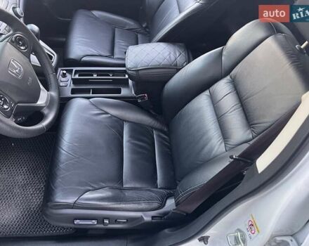 Білий Хонда СРВ, об'ємом двигуна 2.35 л та пробігом 179 тис. км за 16900 $, фото 28 на Automoto.ua