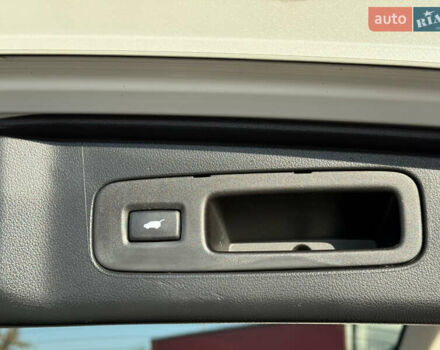 Белый Хонда СРВ, объемом двигателя 2.2 л и пробегом 254 тыс. км за 16950 $, фото 42 на Automoto.ua