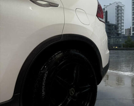 Белый Хонда СРВ, объемом двигателя 2.2 л и пробегом 208 тыс. км за 17200 $, фото 9 на Automoto.ua