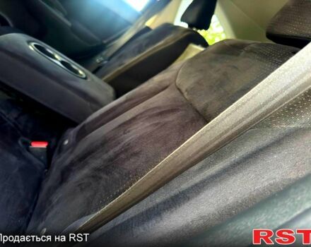 Белый Хонда СРВ, объемом двигателя 2.4 л и пробегом 150 тыс. км за 13980 $, фото 6 на Automoto.ua