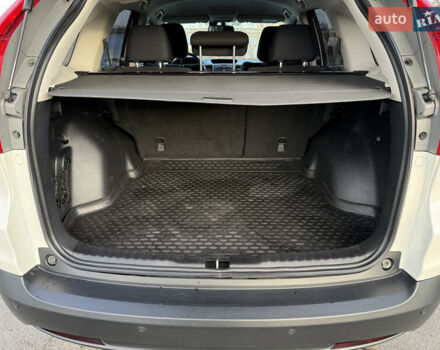 Белый Хонда СРВ, объемом двигателя 2.35 л и пробегом 167 тыс. км за 15500 $, фото 31 на Automoto.ua