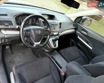 Белый Хонда СРВ, объемом двигателя 2.35 л и пробегом 167 тыс. км за 15500 $, фото 17 на Automoto.ua