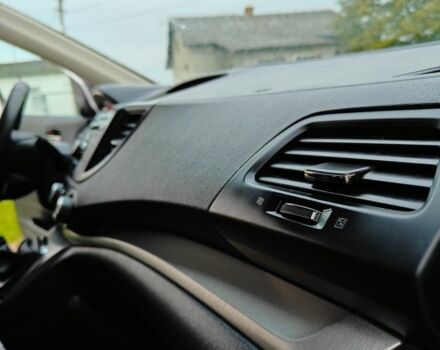 Білий Хонда СРВ, об'ємом двигуна 2.2 л та пробігом 250 тис. км за 14500 $, фото 3 на Automoto.ua