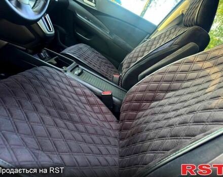 Белый Хонда СРВ, объемом двигателя 2.4 л и пробегом 150 тыс. км за 13980 $, фото 4 на Automoto.ua