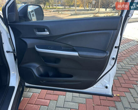 Белый Хонда СРВ, объемом двигателя 2.35 л и пробегом 200 тыс. км за 16800 $, фото 20 на Automoto.ua