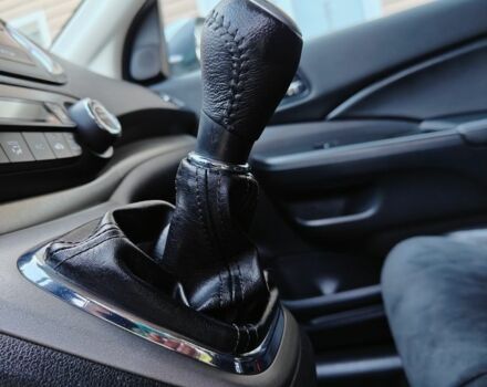 Білий Хонда СРВ, об'ємом двигуна 2.2 л та пробігом 250 тис. км за 14500 $, фото 4 на Automoto.ua