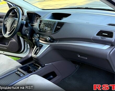 Белый Хонда СРВ, объемом двигателя 2.4 л и пробегом 152 тыс. км за 13200 $, фото 6 на Automoto.ua