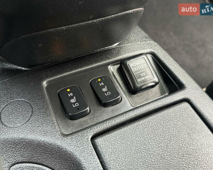 Білий Хонда СРВ, об'ємом двигуна 2.2 л та пробігом 181 тис. км за 20300 $, фото 26 на Automoto.ua