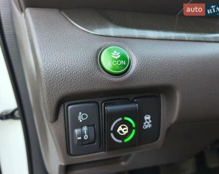 Белый Хонда СРВ, объемом двигателя 2.4 л и пробегом 108 тыс. км за 16400 $, фото 17 на Automoto.ua