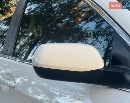 Белый Хонда СРВ, объемом двигателя 2.4 л и пробегом 169 тыс. км за 13980 $, фото 5 на Automoto.ua