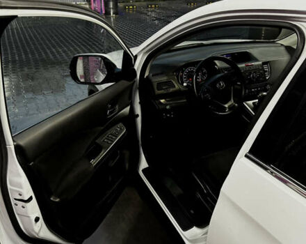 Белый Хонда СРВ, объемом двигателя 2.2 л и пробегом 208 тыс. км за 17200 $, фото 15 на Automoto.ua