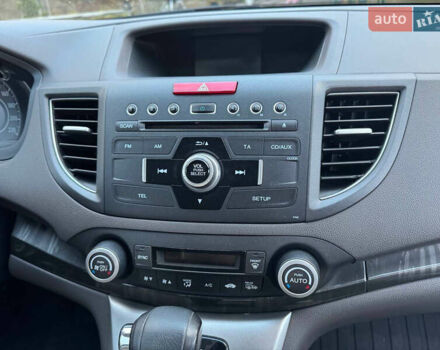 Білий Хонда СРВ, об'ємом двигуна 2.35 л та пробігом 86 тис. км за 17000 $, фото 14 на Automoto.ua