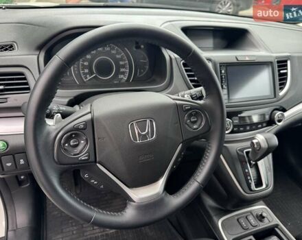 Хонда СРВ 2015 в Киеве на Automoto.ua Белый Хонда СРВ, объемом двигателя 2.36 л и пробегом 99 тыс. км за 19500 $, фото 41 на Automoto.ua