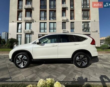 Хонда СРВ 2015 в Киеве на Automoto.ua Белый Хонда СРВ, объемом двигателя 2.36 л и пробегом 99 тыс. км за 19500 $, фото 4 на Automoto.ua