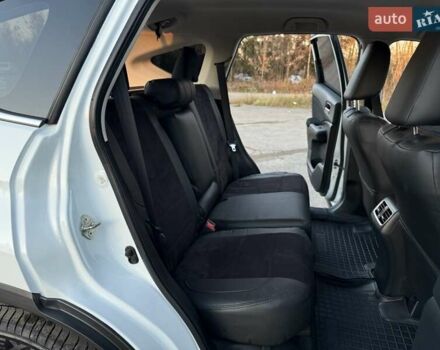 Белый Хонда СРВ, объемом двигателя 1.6 л и пробегом 176 тыс. км за 17890 $, фото 62 на Automoto.ua