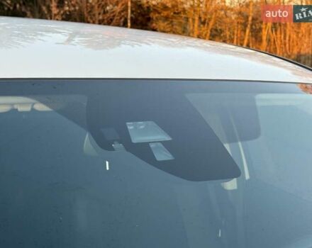 Белый Хонда СРВ, объемом двигателя 1.6 л и пробегом 176 тыс. км за 17890 $, фото 19 на Automoto.ua