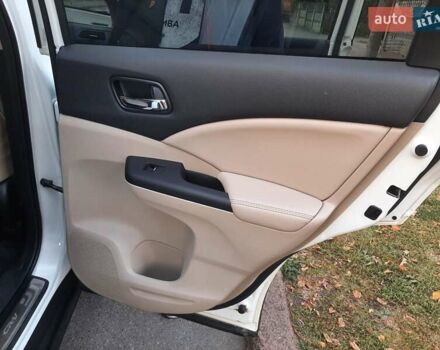 Білий Хонда СРВ, об'ємом двигуна 2 л та пробігом 195 тис. км за 17800 $, фото 25 на Automoto.ua