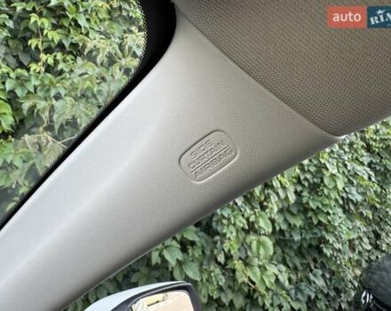 Хонда СРВ 2015 в Киеве на Automoto.ua Белый Хонда СРВ, объемом двигателя 2.36 л и пробегом 99 тыс. км за 19500 $, фото 29 на Automoto.ua