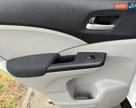 Белый Хонда СРВ, объемом двигателя 2.4 л и пробегом 171 тыс. км за 14950 $, фото 14 на Automoto.ua