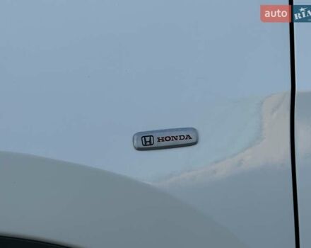 Белый Хонда СРВ, объемом двигателя 1.6 л и пробегом 176 тыс. км за 17890 $, фото 8 на Automoto.ua