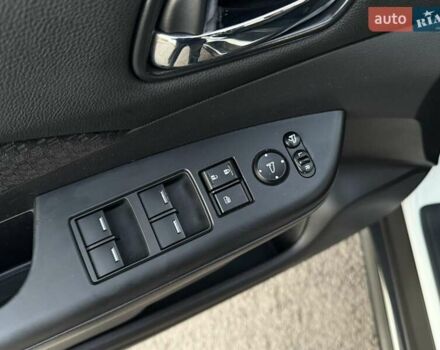 Белый Хонда СРВ, объемом двигателя 1.6 л и пробегом 176 тыс. км за 17890 $, фото 43 на Automoto.ua