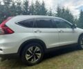 Белый Хонда СРВ, объемом двигателя 2 л и пробегом 140 тыс. км за 9400 $, фото 2 на Automoto.ua