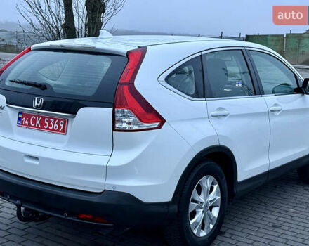 Белый Хонда СРВ, объемом двигателя 1.6 л и пробегом 176 тыс. км за 15800 $, фото 2 на Automoto.ua