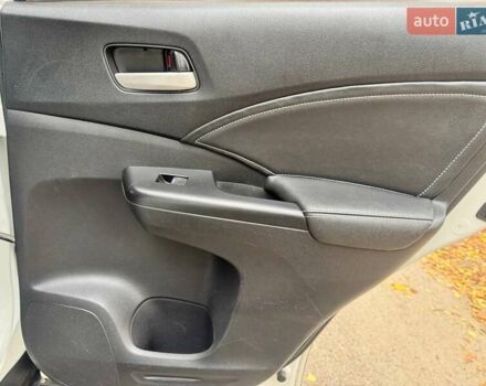 Білий Хонда СРВ, об'ємом двигуна 2.36 л та пробігом 164 тис. км за 14900 $, фото 42 на Automoto.ua