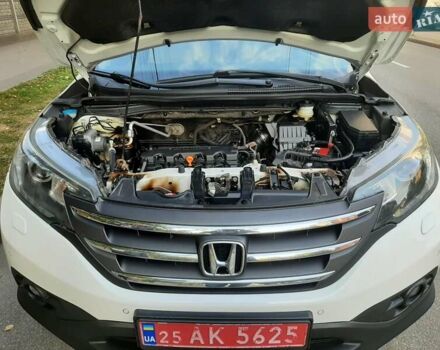 Білий Хонда СРВ, об'ємом двигуна 2 л та пробігом 195 тис. км за 17800 $, фото 28 на Automoto.ua