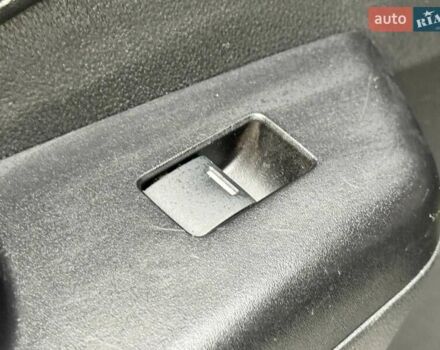 Білий Хонда СРВ, об'ємом двигуна 2.36 л та пробігом 164 тис. км за 14900 $, фото 35 на Automoto.ua