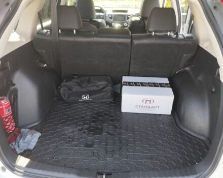 Белый Хонда СРВ, объемом двигателя 0 л и пробегом 82 тыс. км за 17900 $, фото 5 на Automoto.ua