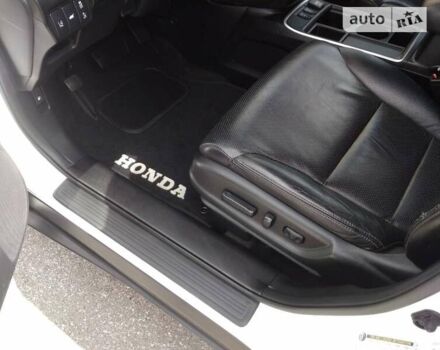 Белый Хонда СРВ, объемом двигателя 2.35 л и пробегом 63 тыс. км за 20000 $, фото 28 на Automoto.ua