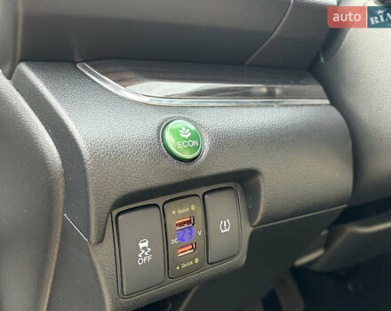 Білий Хонда СРВ, об'ємом двигуна 2.4 л та пробігом 175 тис. км за 14999 $, фото 12 на Automoto.ua