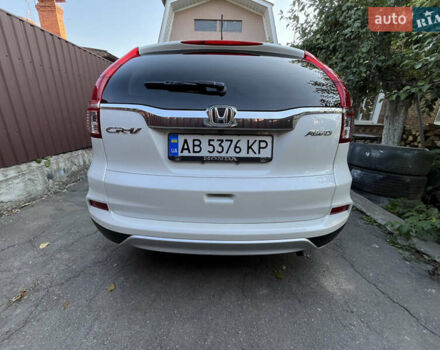 Белый Хонда СРВ, объемом двигателя 2.35 л и пробегом 158 тыс. км за 19400 $, фото 5 на Automoto.ua